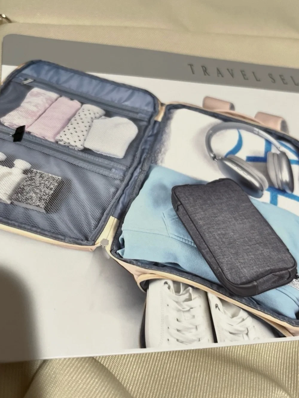 Gray Travel Packing Organizer Pouch - Compact Storage Solution